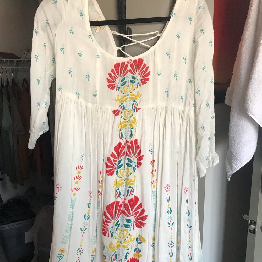 Cute Flows White Dress Flower Designs Strappy Back